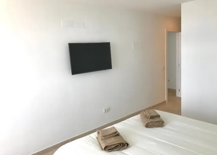 Fantastic 4 Bedroom With Ocean Views! Appartamento