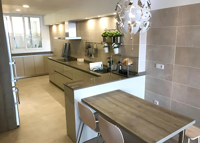 Apartamento Fantastic 4 Bedroom With Ocean Views!